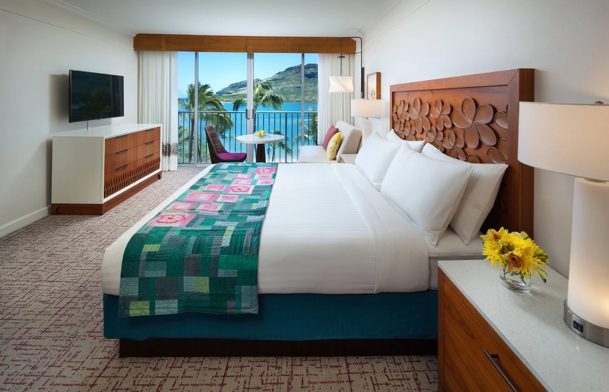 Marriott's Kauai Beach Club 1BR Oceanfront Suite
