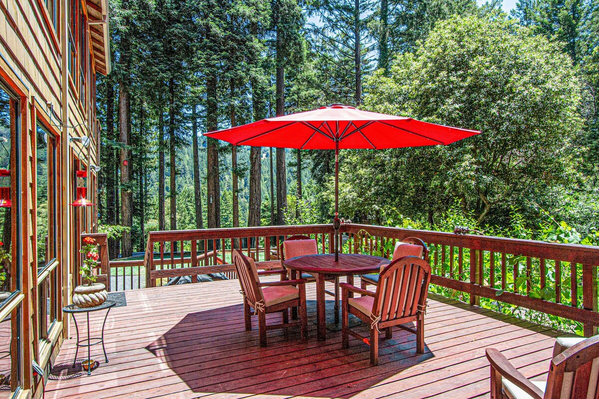 Lovely Dog Friendly 4BR | Hot Tub | Firepit | W/D