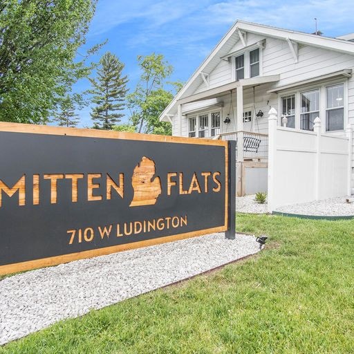 Mitten Flats House -距离海滩仅1个街区！