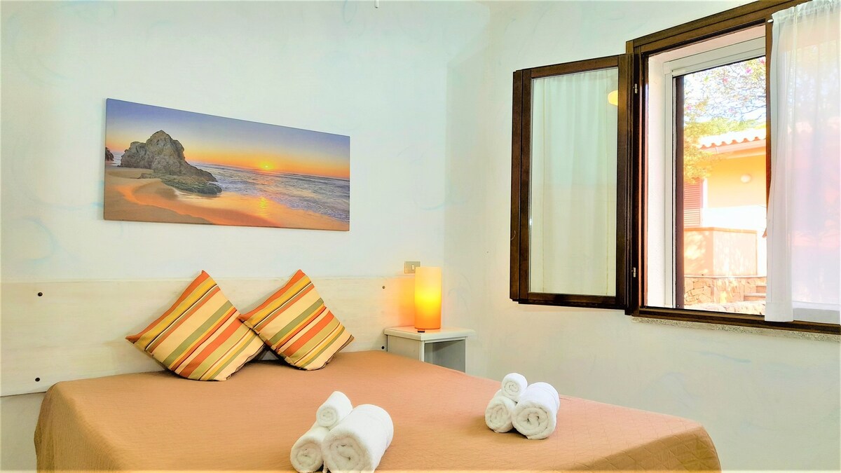 天堂海岸（ Costa Paradiso ） 60平方米，可容纳4位房客的度假屋（ 168889 ）