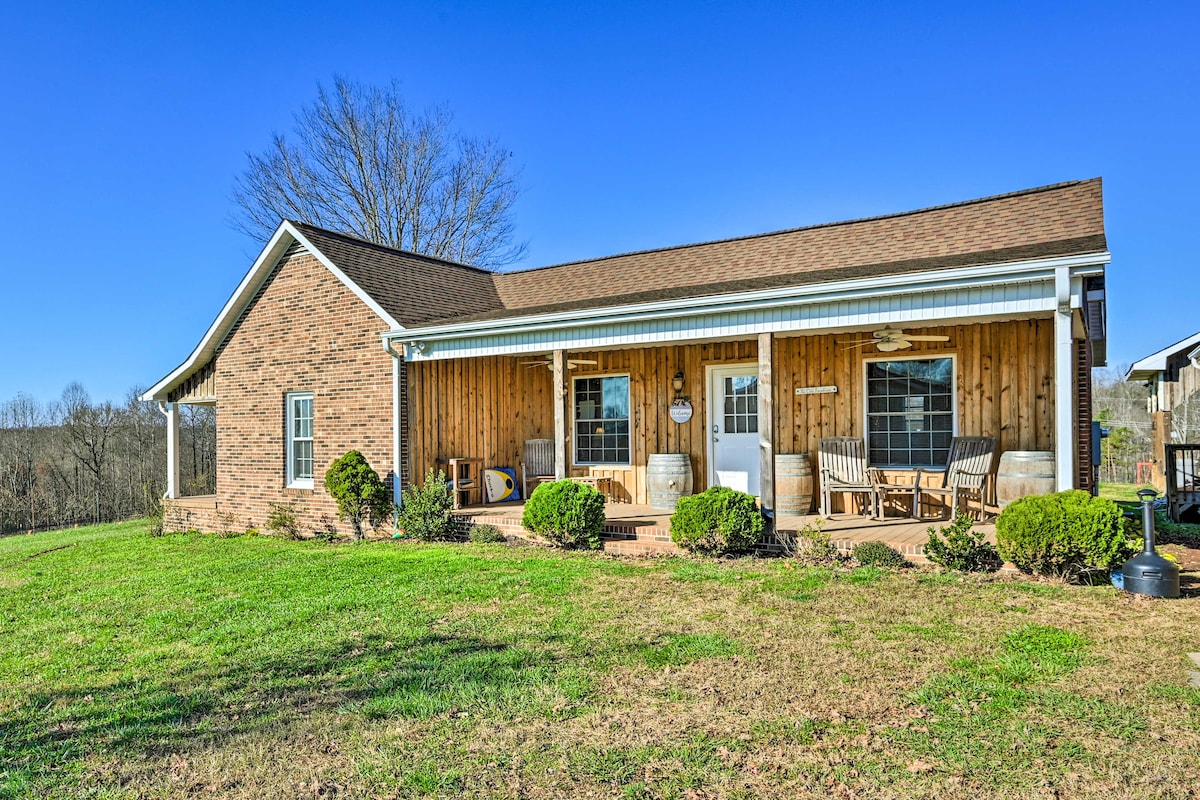 Breathtaking Elkin Getaway w/ Vineyard Views!