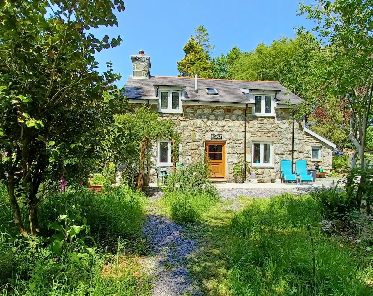 Cae Tudur, gorgeous rural retreat near Barmouth