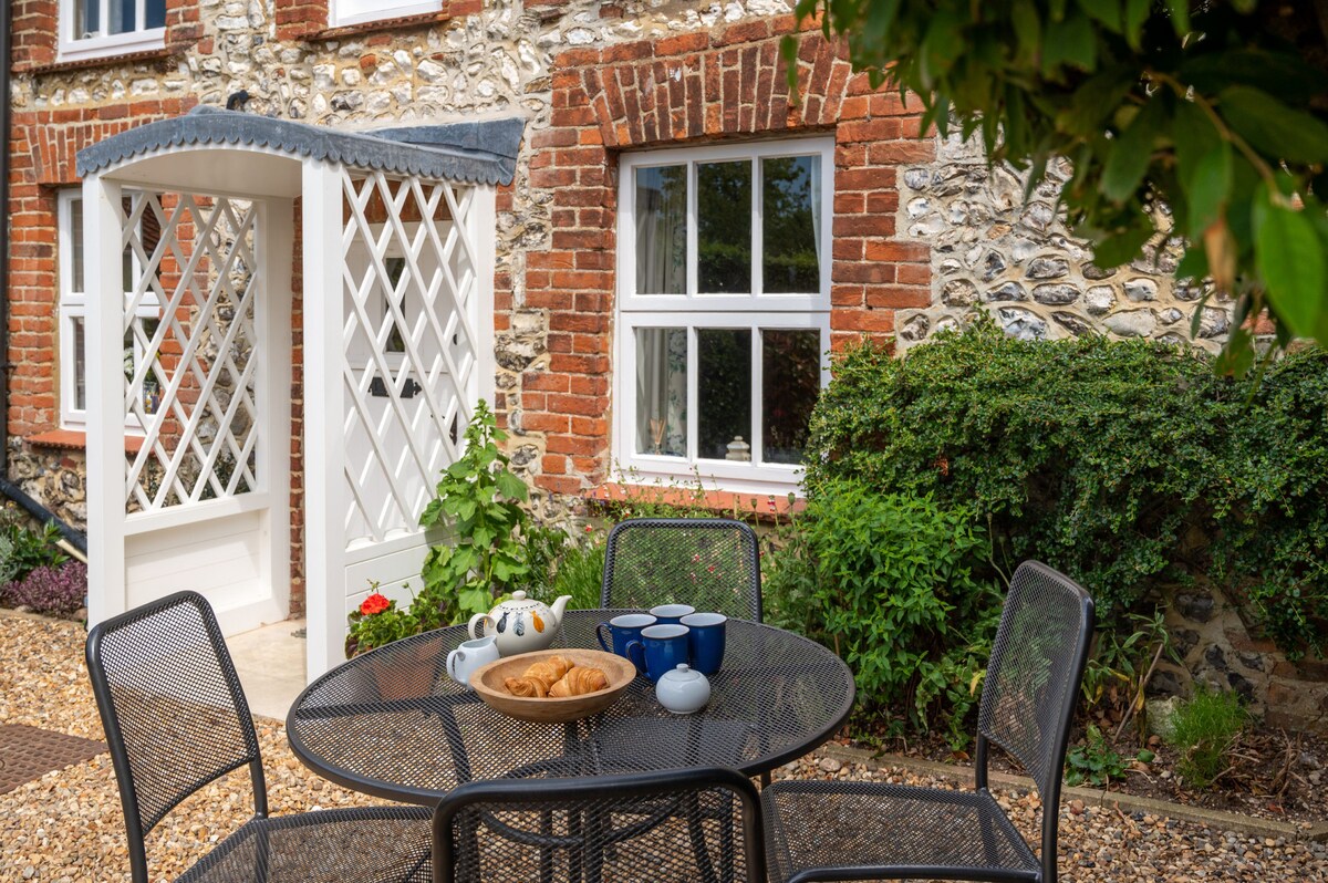 Lifeboat Cottage