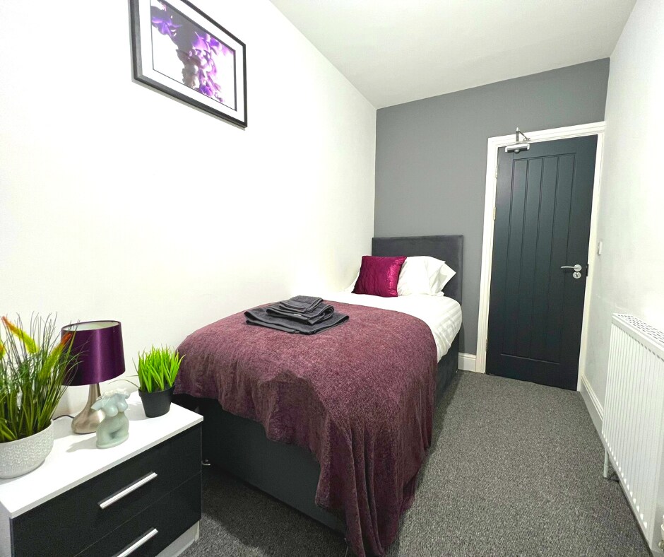 Chantry Suites Single Room in DN31