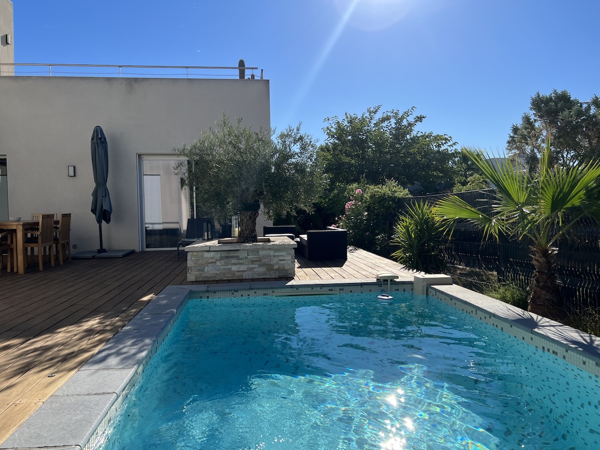 Sète, villa moderne 4 étoiles avec piscine