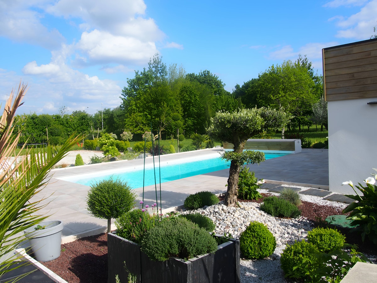 L'Ecolière - Piscine Chauffée - 14p - Rêve au Mans