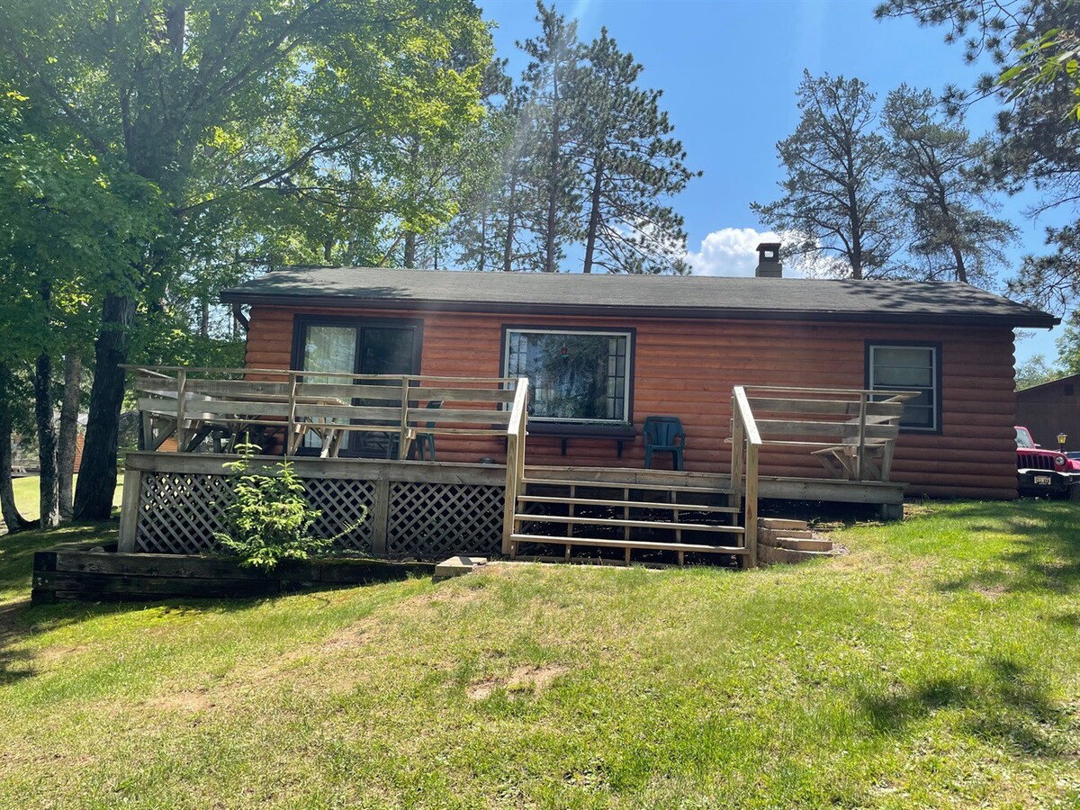 Lakeside Cabin on Cisco Chain of Lakes