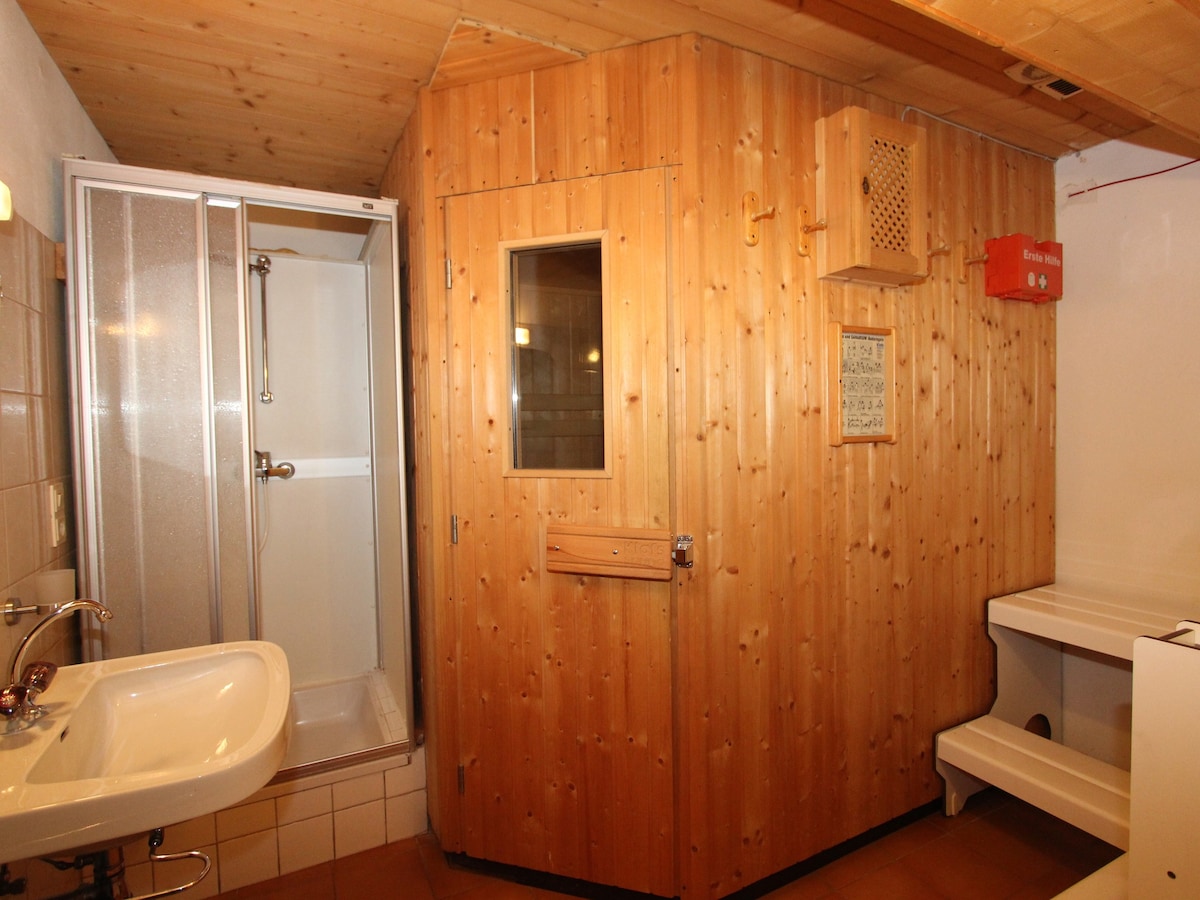 Spacious holiday home with sauna and bar