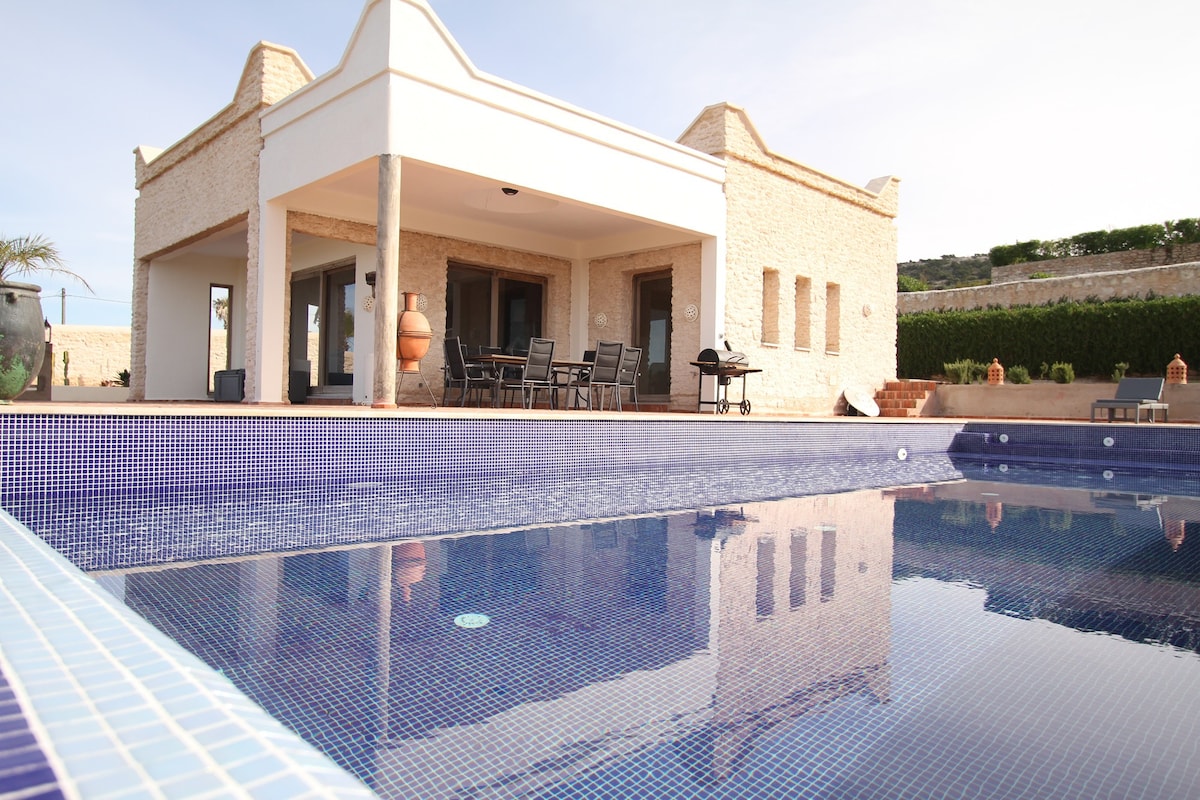 Villa Mileca (8p) with pool in stunning Marrakech