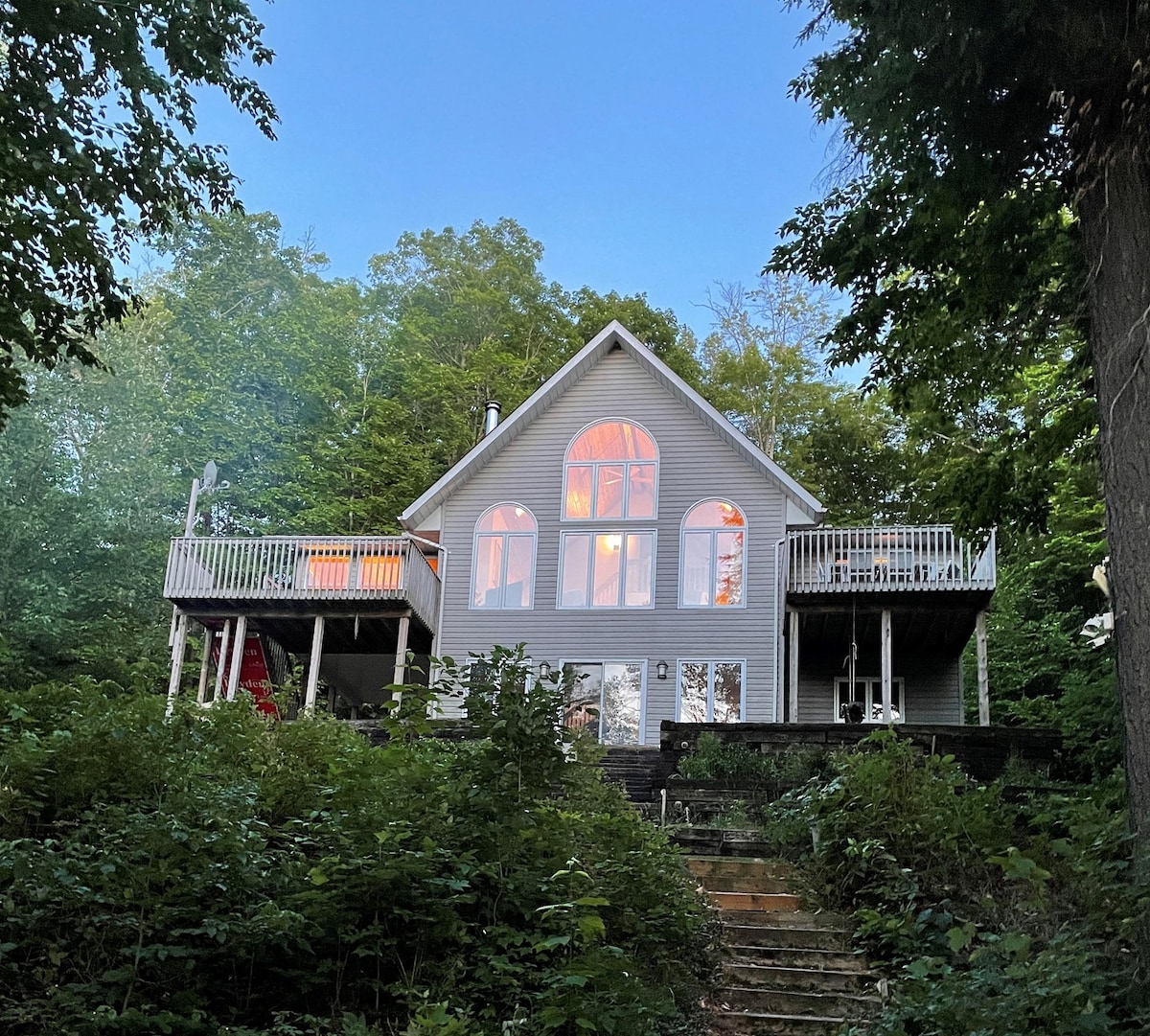 Stillwater Lakehouse on Portage Lake