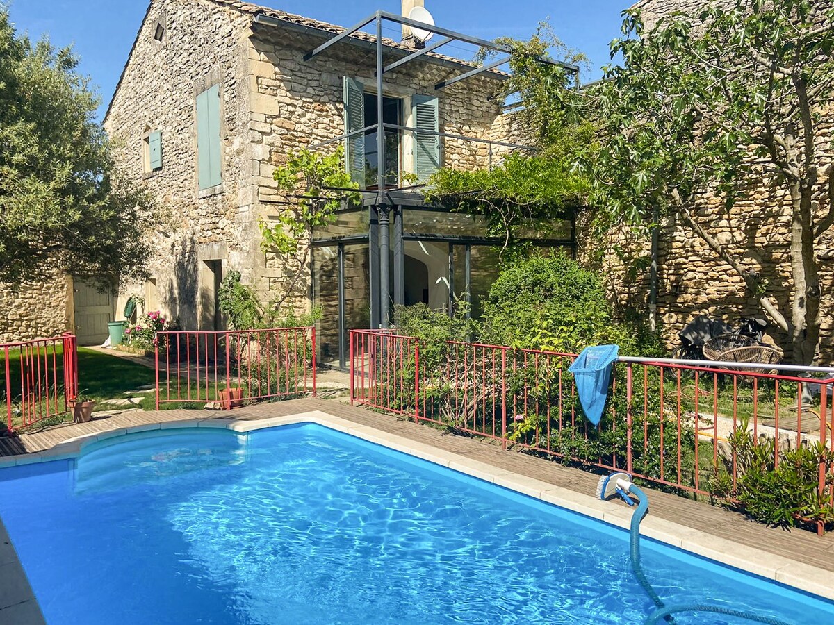 Country house in Grignan with swimming pool.