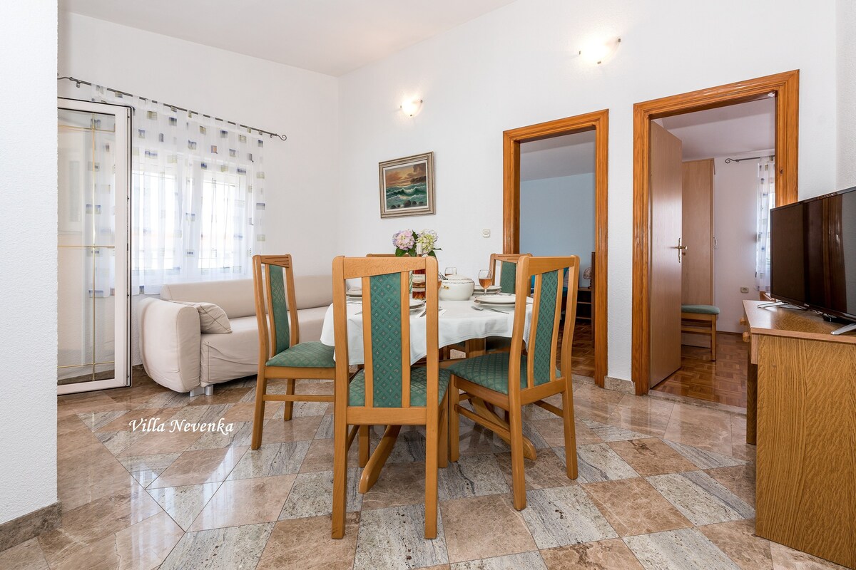 A-20298-b Two bedroom apartment with terrace and