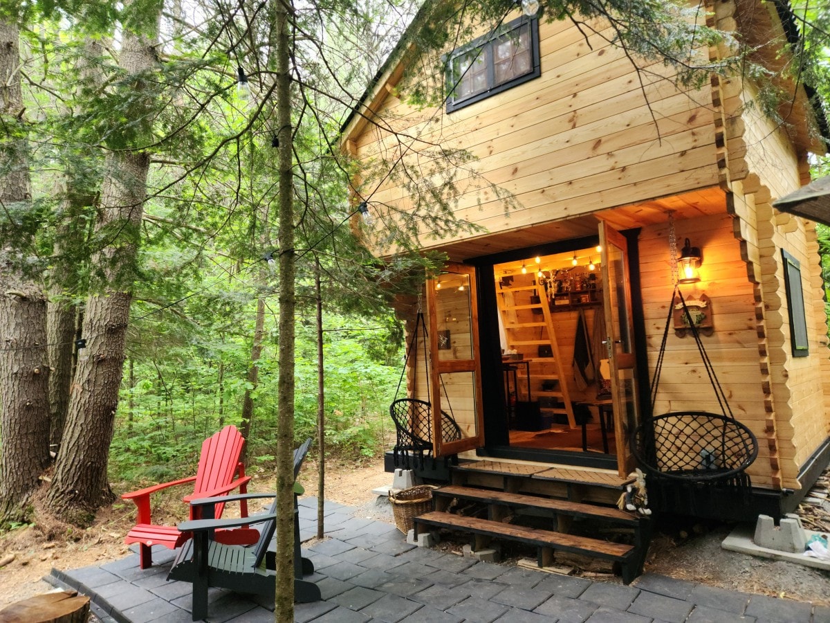 Teremok Log Cabin & Cedar Hot Tub & Sauna on Wood