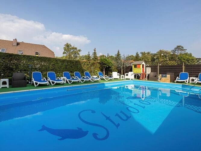 Holiday apartment, pool, close to beach, Rewal