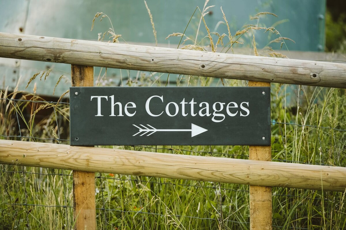 The Cottage- Hopewell