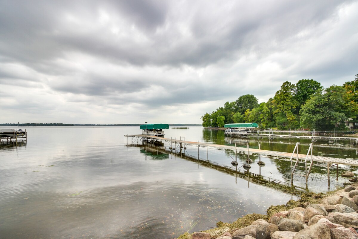 Lakefront Isle Escape w/ Dock + Fire Pit!