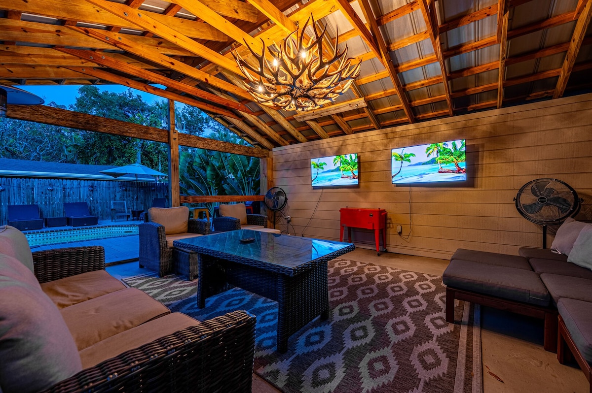 Heated pool cabana min from downtown! Villa Bella