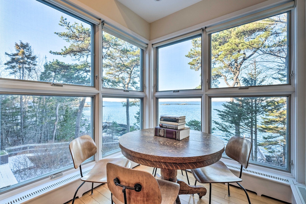 Spacious Phippsburg Home w/ Oceanfront Views