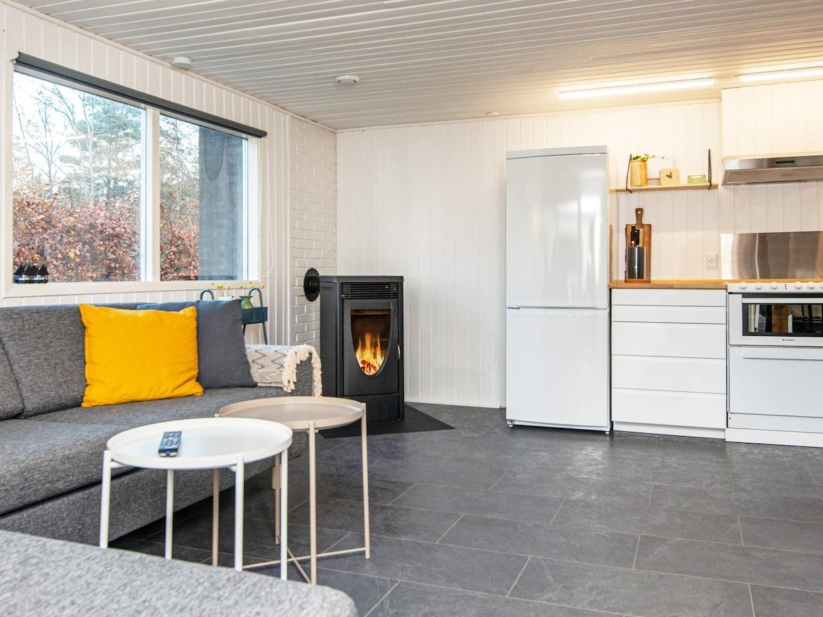 6 person holiday home in rønde