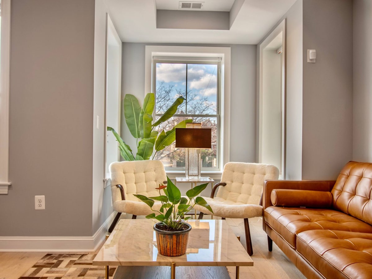 New, Modern and Luxurious Row House, 3 BD in Shaw