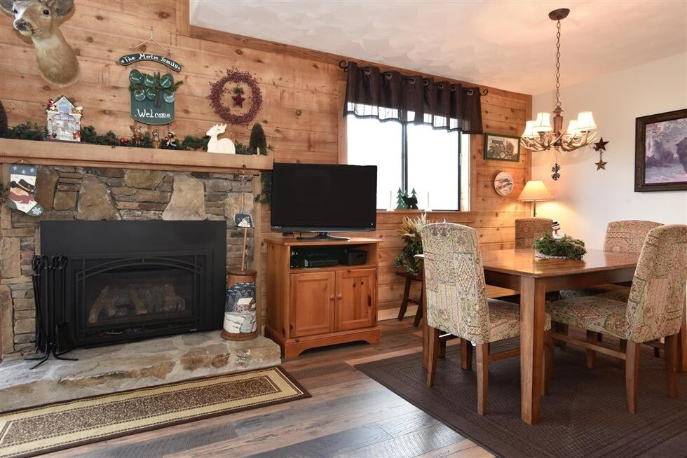 Seven Springs 3 Br Premium Condo, Ski In/ski Out