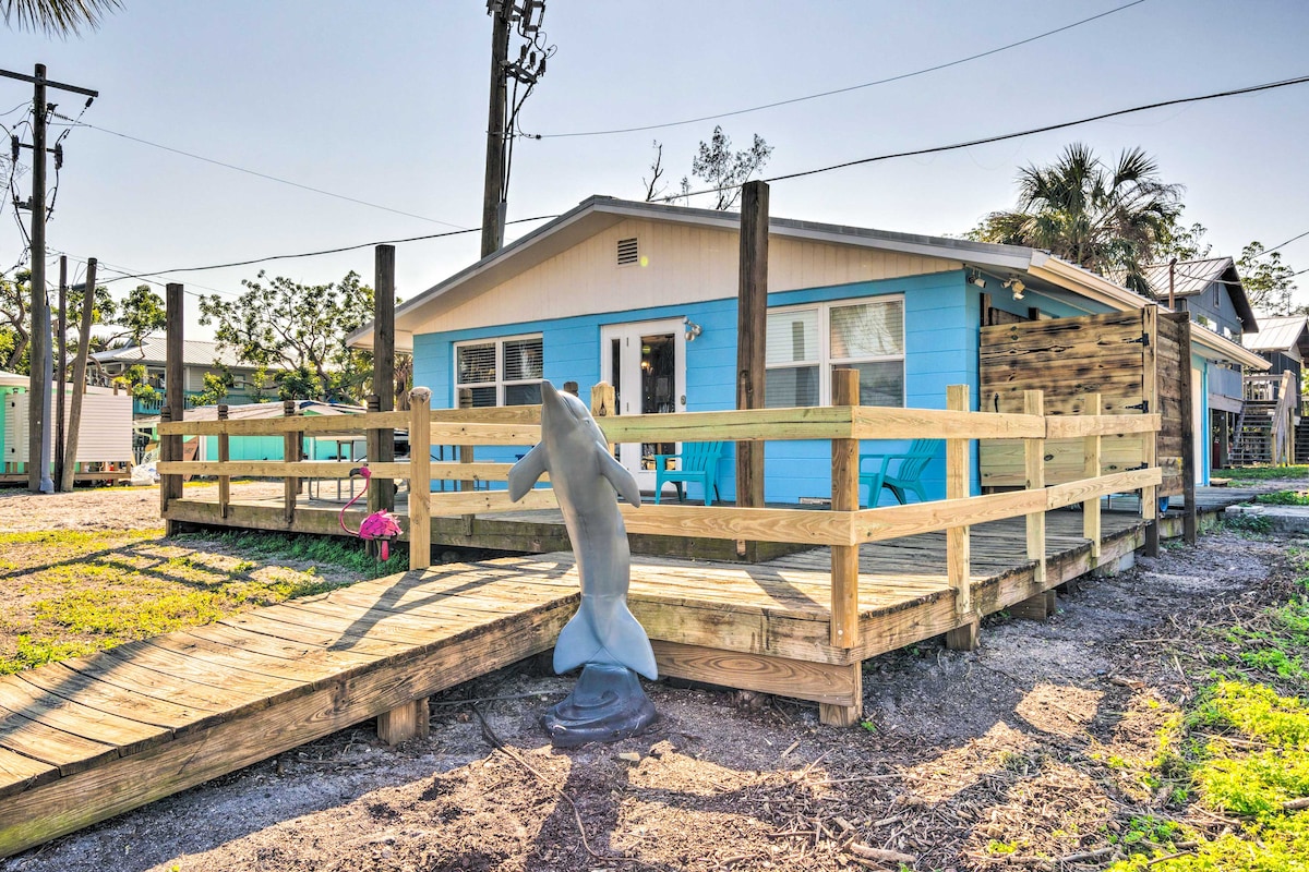 Little Gasparilla Home: Walk to Beaches!