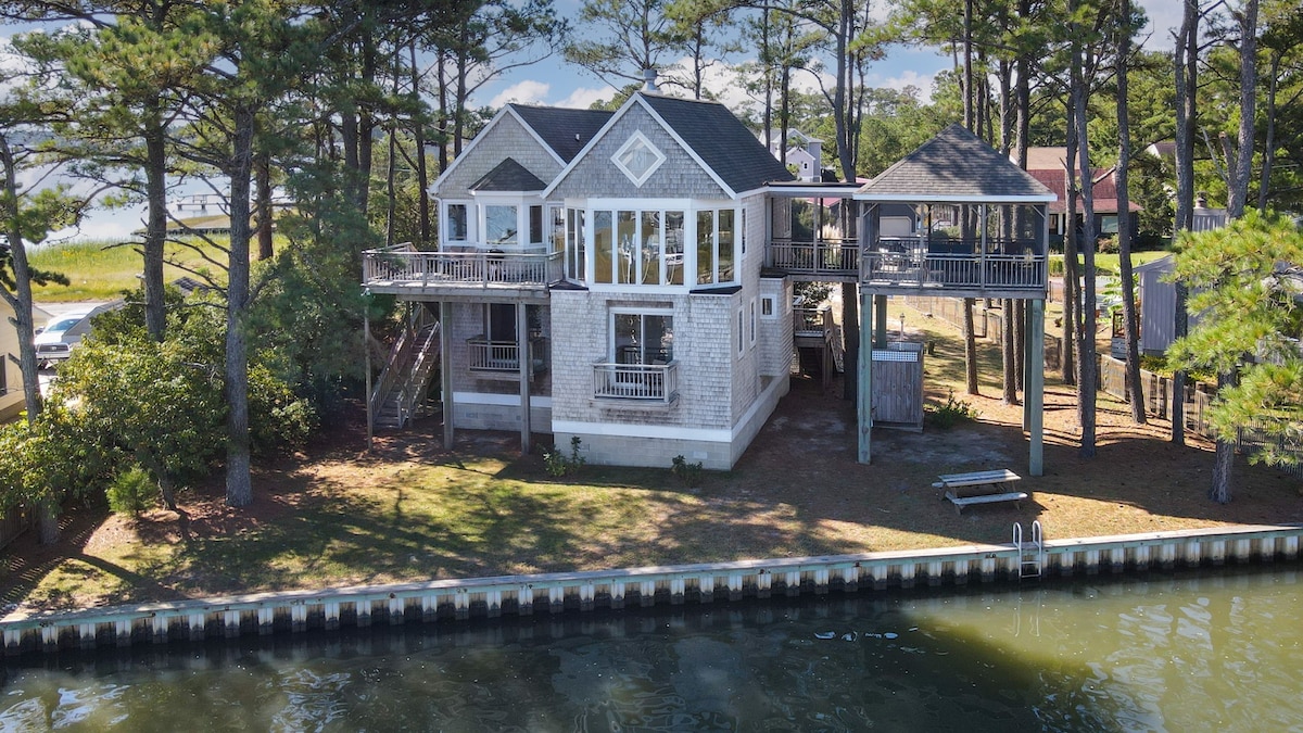 Shore Thing on Oyster Bay - Waterfront, Boat Dock!