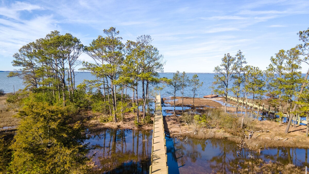 Wildcat Haven - Waterfront; Phenomenal views!