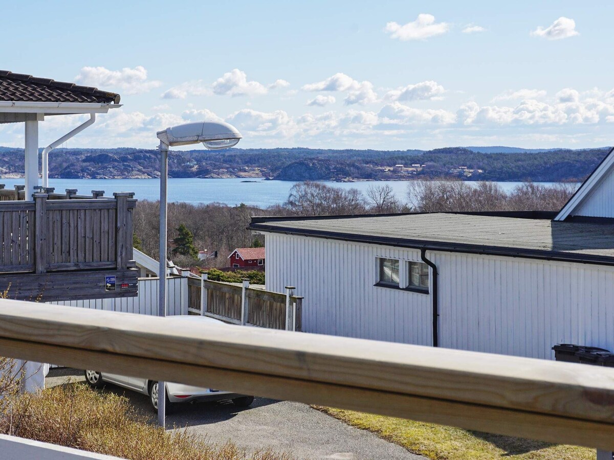 8 person holiday home in lysekil