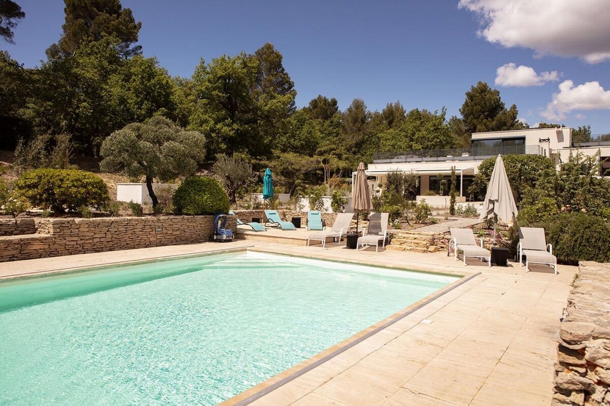 Villa d'architecte près de Vaison-la-Romaine, avec