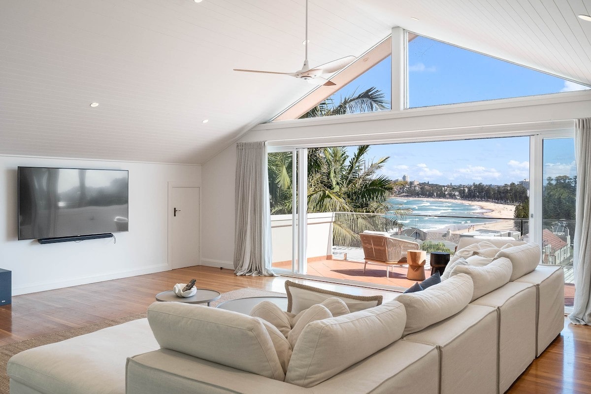 The Headland-Premier Queenscliff Beachview Abode