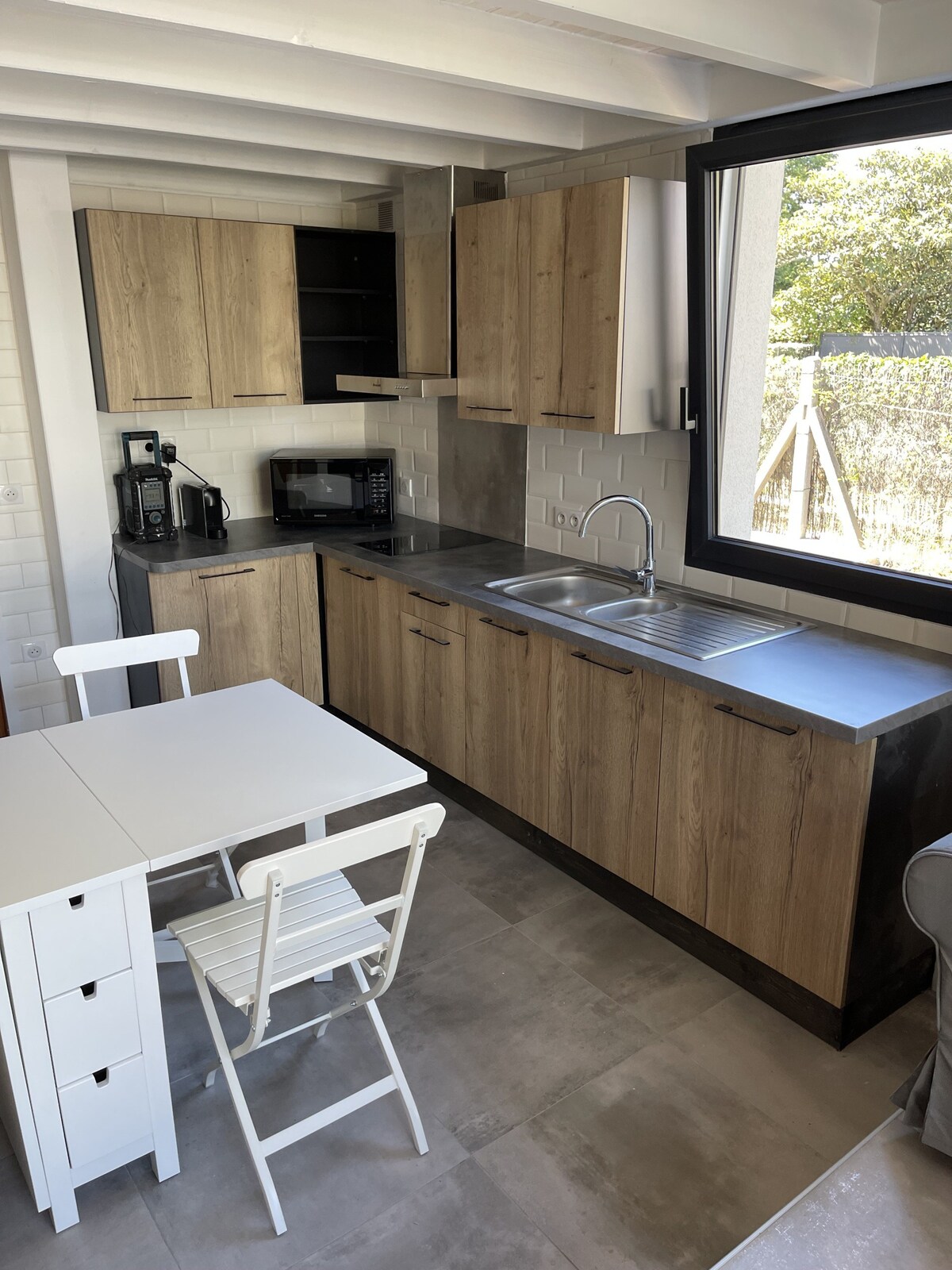 Apartment-Comfort-Ensuite with Bath-Terrace-Meublé