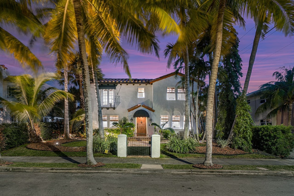 Stunning Historic WPB Estate | Heated Pool