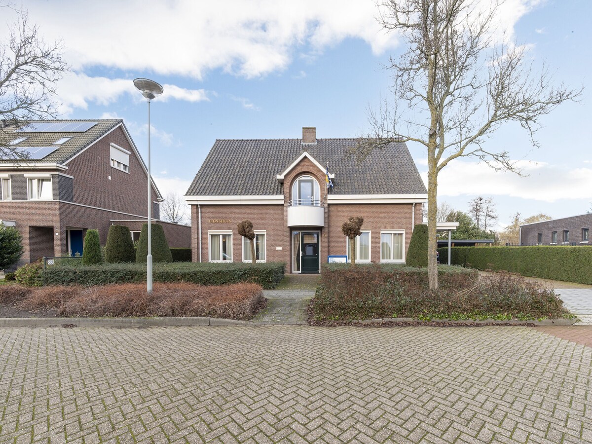 Inviting villa in Panningen