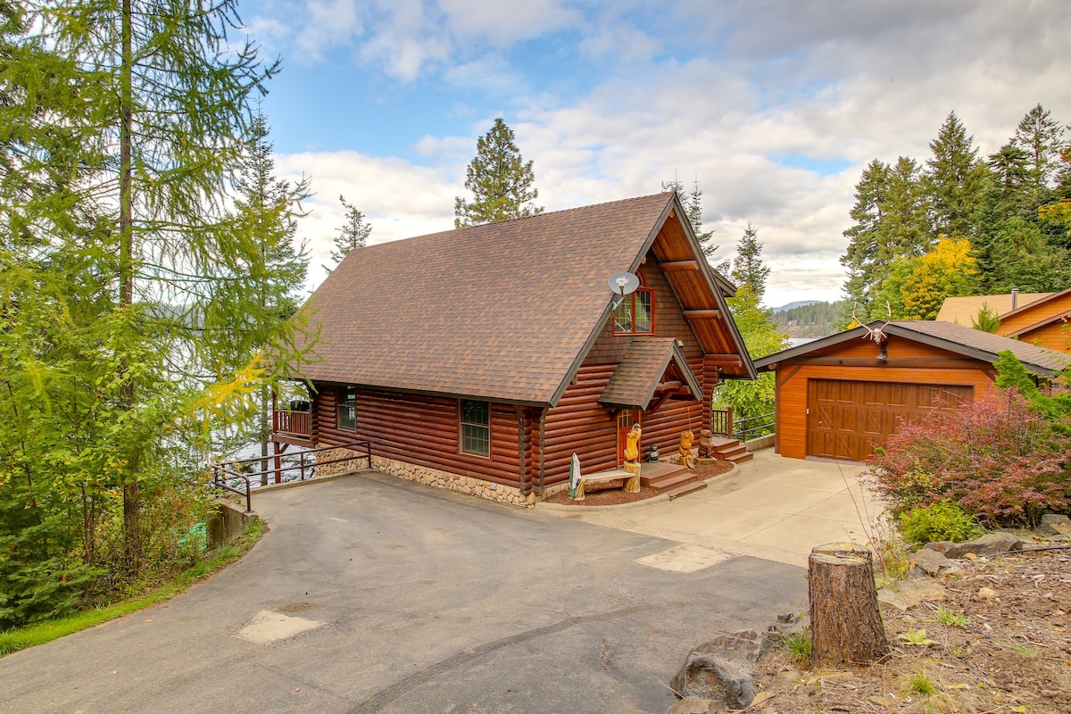 Rustic Gotham Bay Cabin on Lake Coeur d'Alene