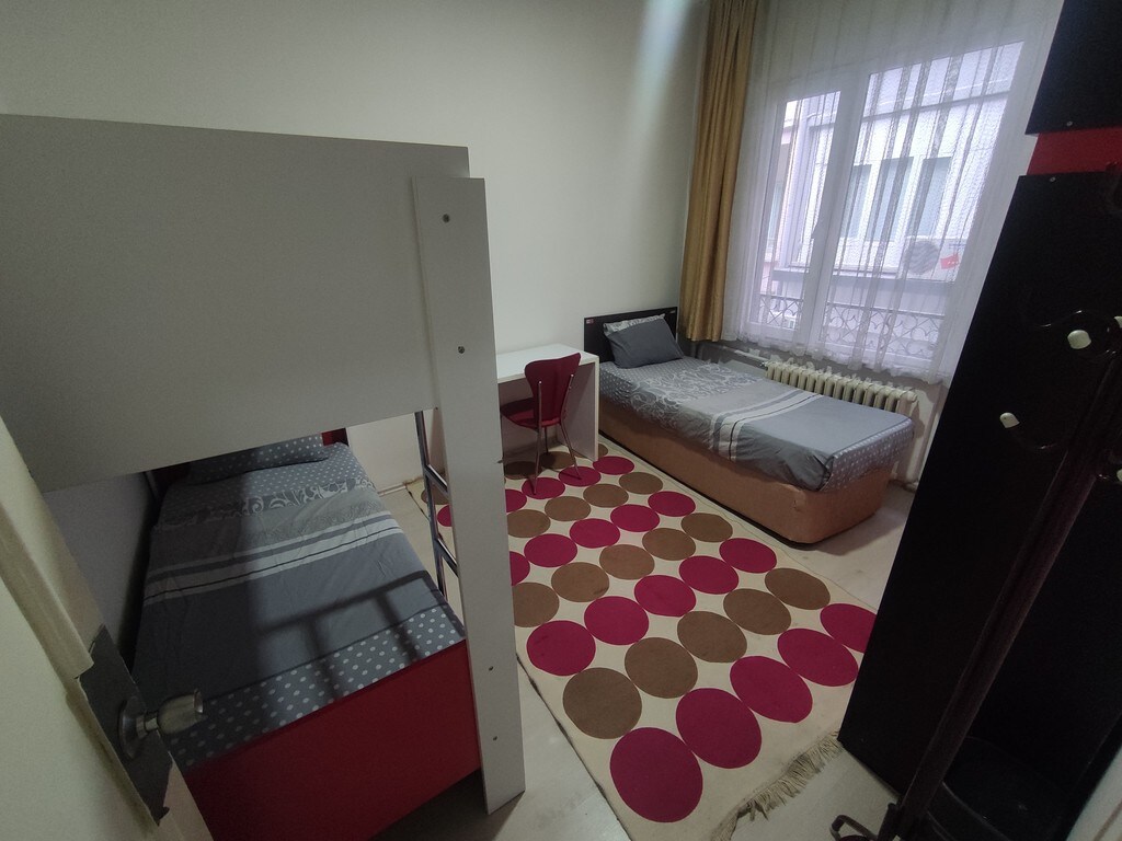 Hostelida - Bunk Bed in Female Dormitory Room