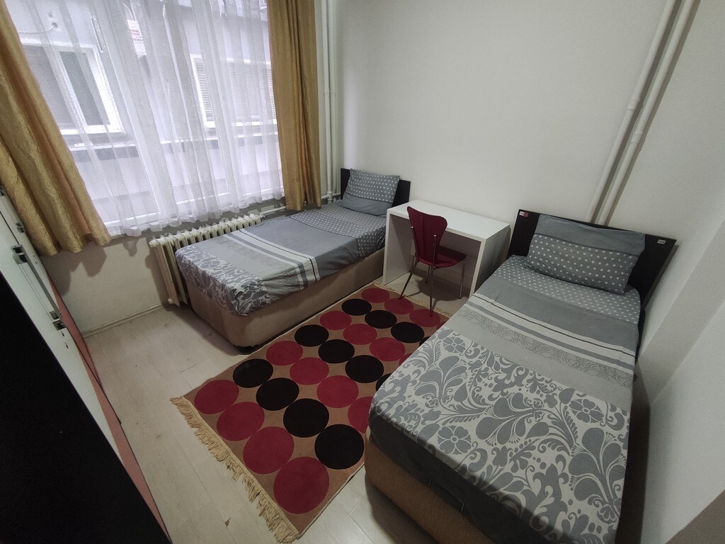Hostelida - Single Bed in Female Dormitory Room