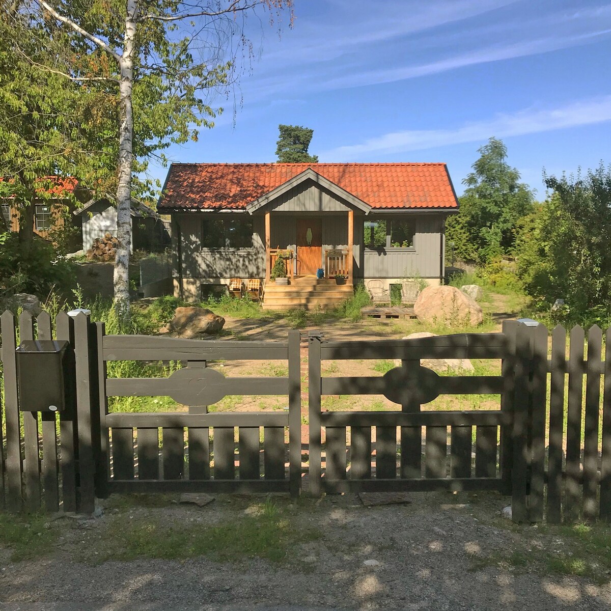 Nice summer house near the sea on Lidingö | Se1300