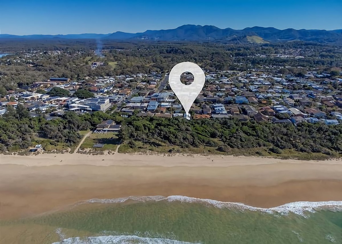 Sawtell Beach Shack 1