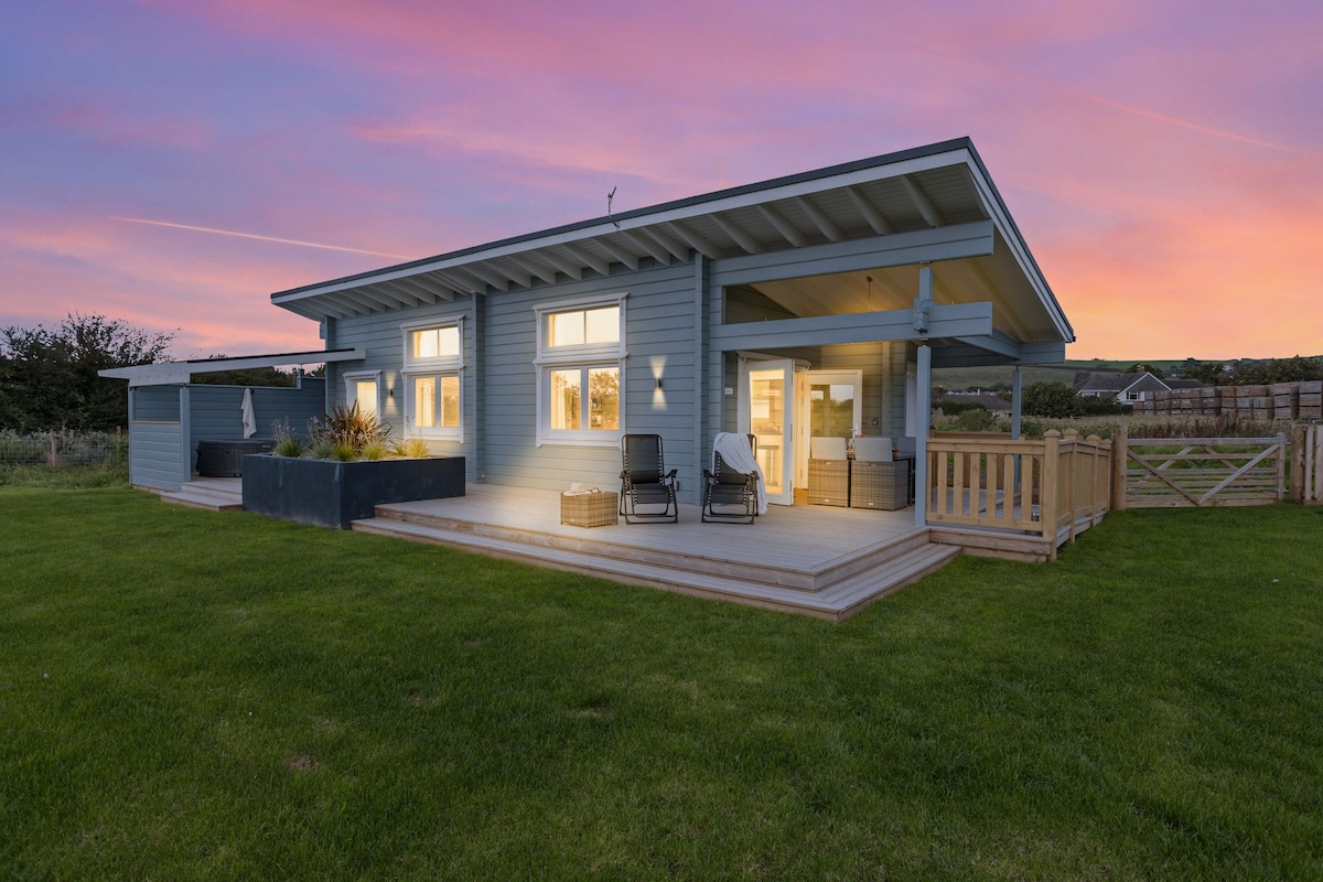 Hayditch ， Great Field Lodges