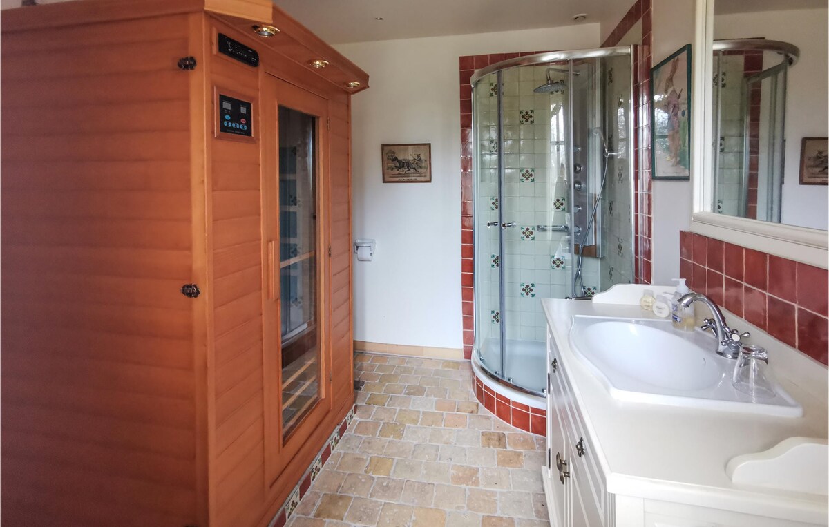 Amazing home with Sauna, WiFi and 1 Bedrooms