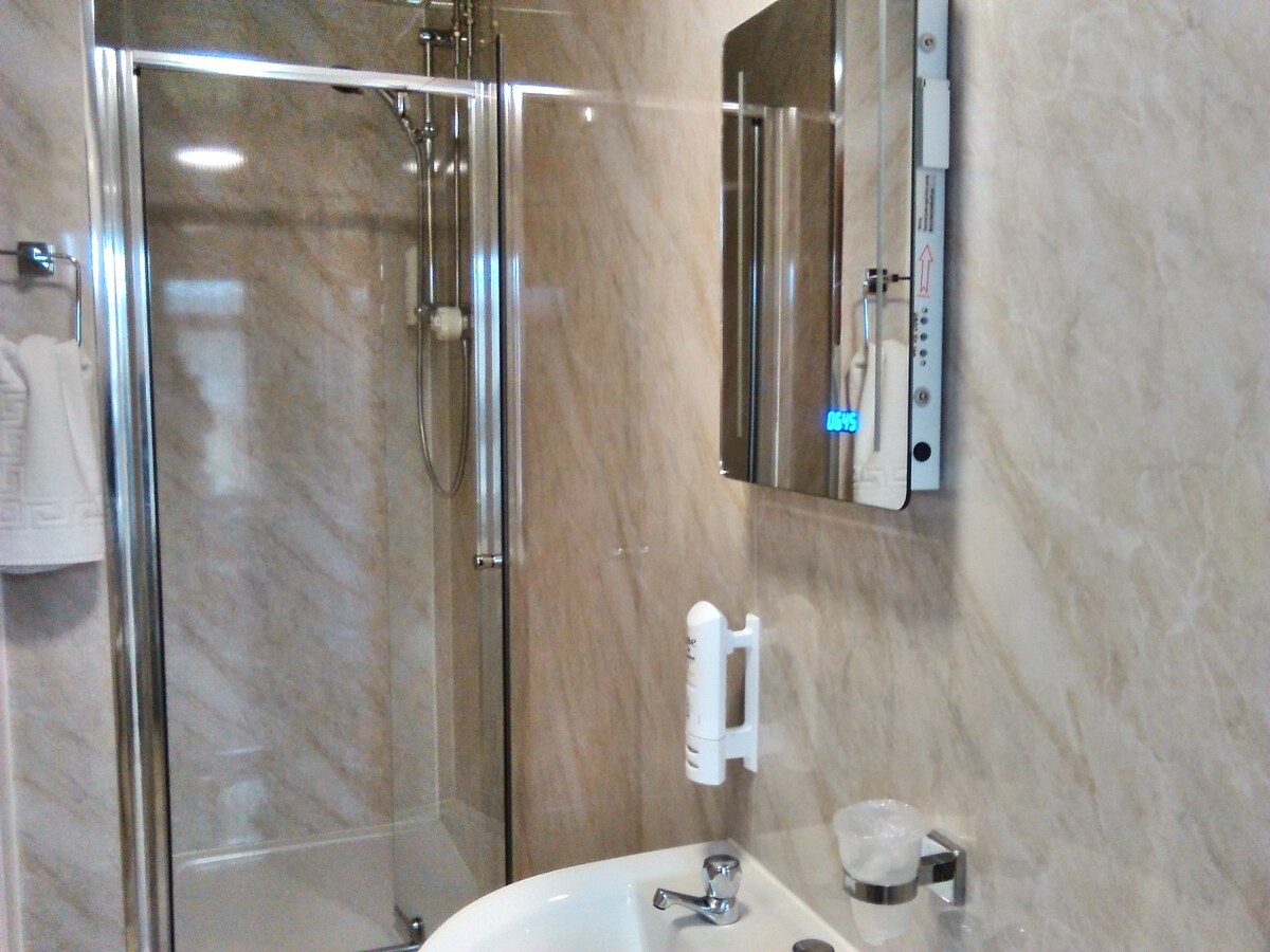 Twin Ensuite at Dalesgate Hotel