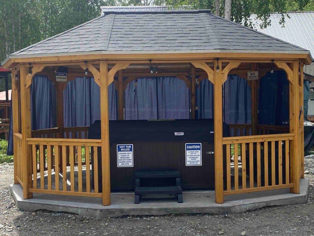 Talkeetna Bush Pilot House