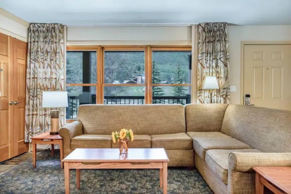 1BR Vail, CO Suite Set Against the Backdrop of White River National Forest