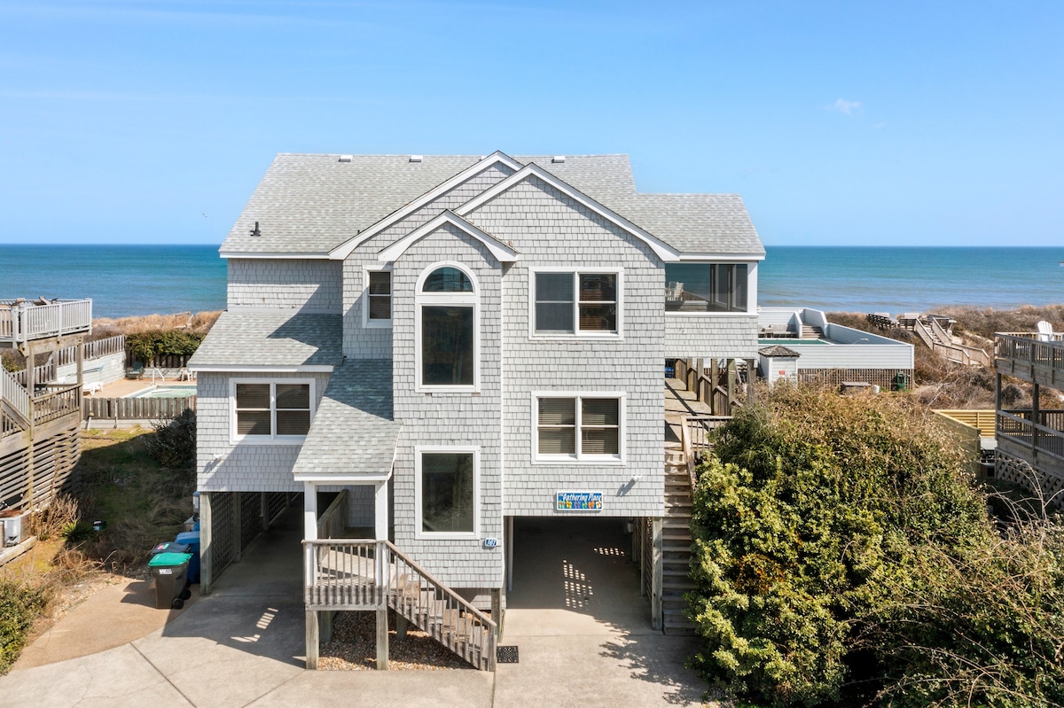 The Gathering Place: Oceanfront, Pool, Hot Tub