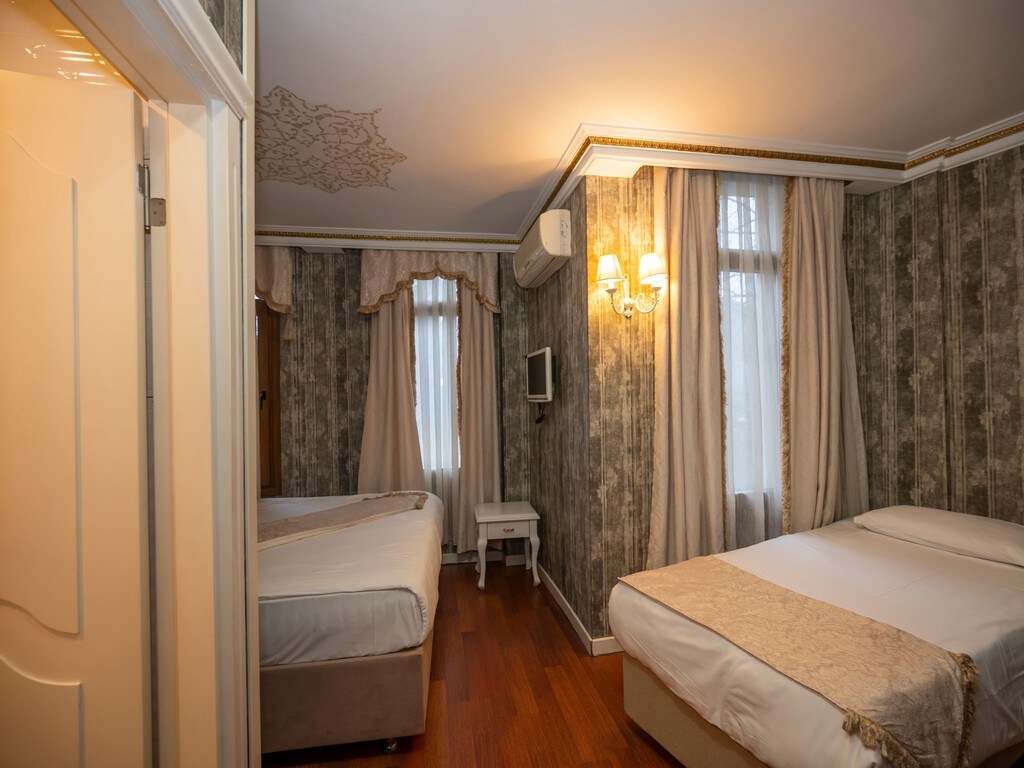Fuat Bey Palace - Standart Triple Room