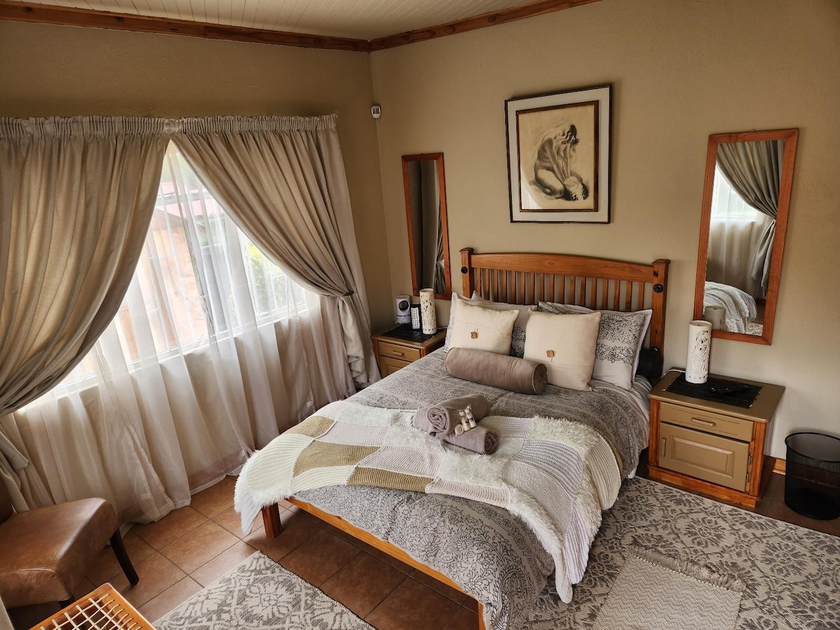 Blumchen Sabie  - Room 1: Double Room