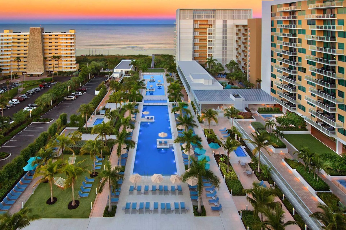Marriott's Crystal Shores-Highly Rated!
