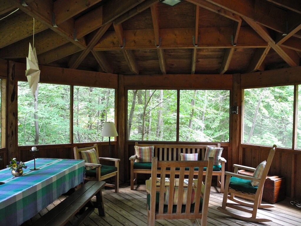 Spectacular Log Cabin at Piseco Lake