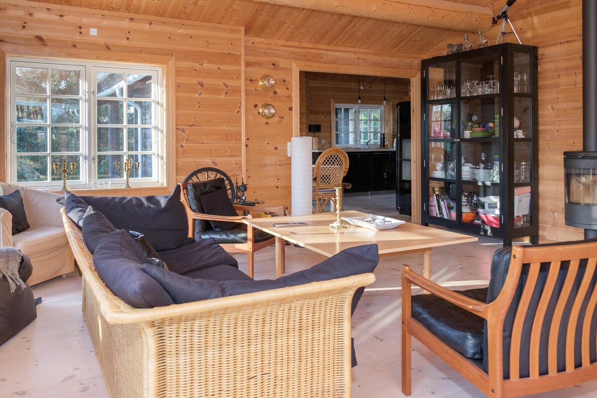 Stunning home in Glesborg with 2 Bedrooms and WiFi